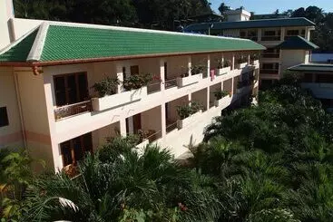 Hotel Karon Village