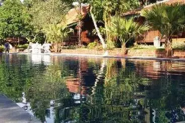 Hotelli Katumbiri Resort