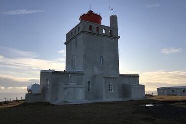 ベッドアンドブレックファースト Guesthouse Rauðafell