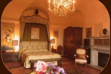Bed and Breakfast Castello Di Strambinello
