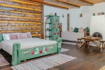 پانسیون Casuta Bunicilor