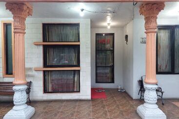 Pensionat Pondok Seruni Kemanggisan Jakarta