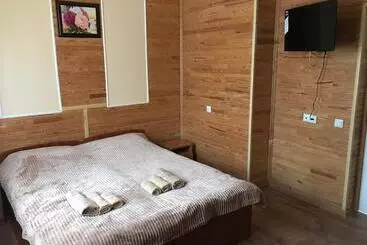 Hotel ‘‘forest House ’‘ будинок для відпочинку