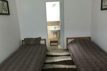 펜션 Nyugalom Pihenő