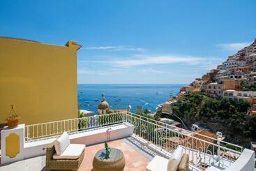 Пансион Punta Re