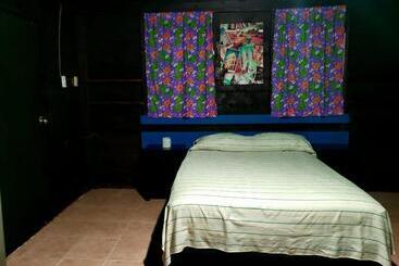 Hotel Eco Cabañas Cancún