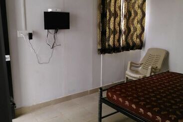 Hotel Om Lake Resort