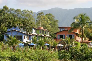 هتل Pousada Villa Camboa