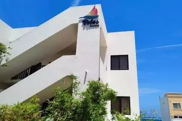 ホテル Vela S Condos Ocean Front