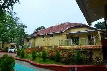 Hotel Zaras Resort Khandala