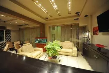 Ceragio Hotel & Apartments