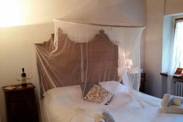 בית מלון כפרי Agriturismo La Camporena