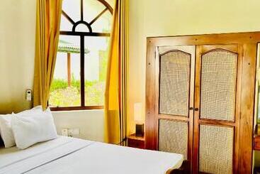 Crystal Villa Weligama