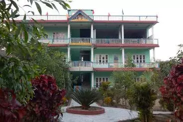 هتل Eco Adventure Resort