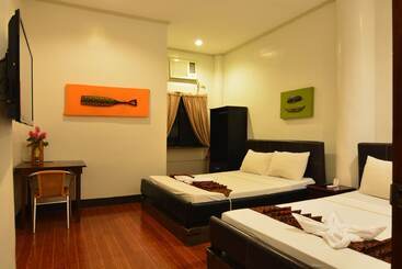 בית מלון כפרי Kawayanan Heights Inn