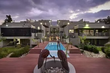 Dynasty Forest Sandown Serviced Apartments & Self Catering