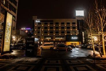 Hotel Laon Convention