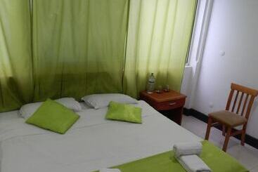 酒店 Mozguest Residence