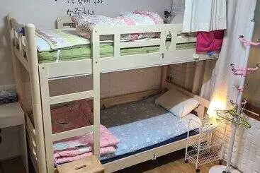 Majatalo Apple Tree Guesthouse