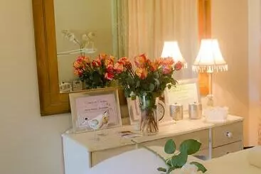 Majatalo Loxley House