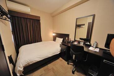 בית מלון כפרי Dormy Inn Express Koriyama