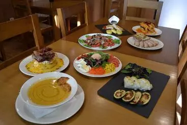 هتل El Trasgu De Foncebadon