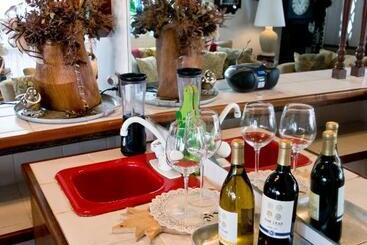 Szálloda Hale Kawehi Guesthouse