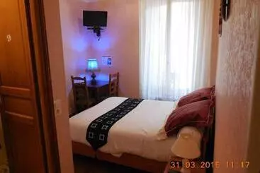 فندق Hôtel Le Petit Château Proche Parc Des Expositions Porte De Versailles