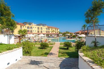 Отель Relais Capo Spulico   Beach & Spa