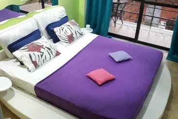 아파트 Art Studios Benitses