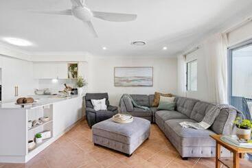 Sunrise Cove Holiday Apartments By Kingscliff Accommodation