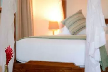 Hotel Kisiwa On The Beach