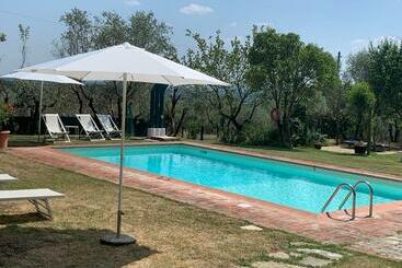 호텔 B&b La Loccaia