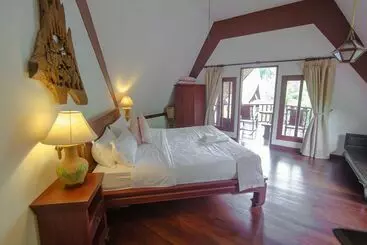 בית מלון כפרי Coco Palace Resort