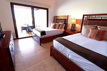 游客公寓 Pristine Bay Resort