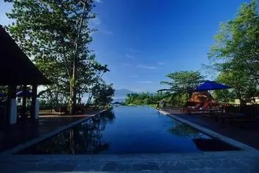 Resort Nusantara Diving Center