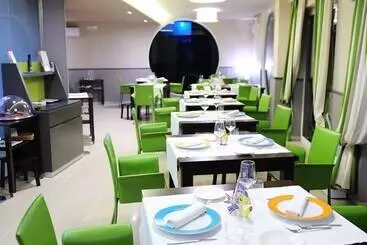 Отель Chez Le Sourire