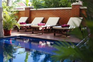 Hotel Shadow Angkor Villa