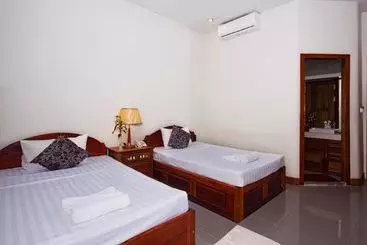 ホテル Shadow Angkor Villa
