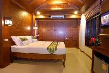 Resort Baan Pakgasri Hideaway