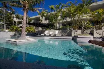 Жильё для туристов The Beach Cabarita