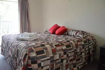 Bathurst Goldfields Motel At 428 Conrod Straight Mount Panorama