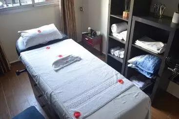 ホテル Hôtel Résidence La Falaise