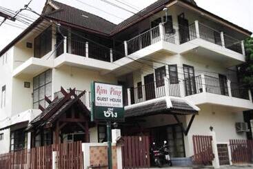 פנסיון Rim Ping Guest House