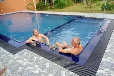 Hotel Serenity Lake Resort Yala