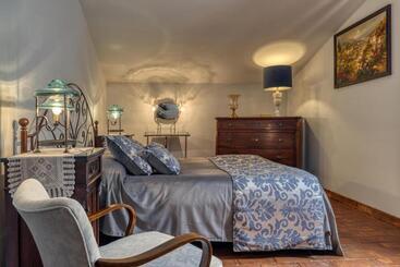 茅舍 Borgodoro  Natural Luxury Bio Farm