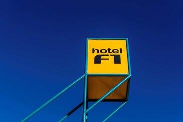 Otel F1 Nimes Ouest