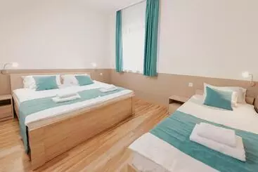 هتل Homoky S Bestline