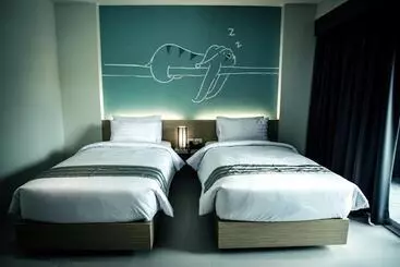 Hotel Tiras Patong Beach