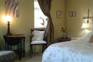 Thorpe Green House Vegetarian Bed & Breakfast